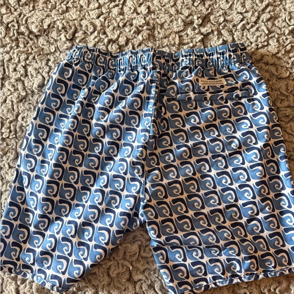**🌊 For Sale: Fair Harbor Swim Trunks Set - Like New! 🌞**